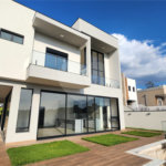 Casa à venda com 3 suítes no condomínio Santa Isabel I, Louveira - SP