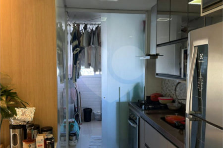 Apartamento à venda com 3 quartos, sendo 1 suíte,  em Jardim Leonor Mendes de Barros, São Paulo, SP