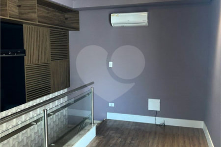 Casa à venda com 3 quartos, sendo 1 suíte, no condomínio Recanto das Araucárias, Suzano - SP