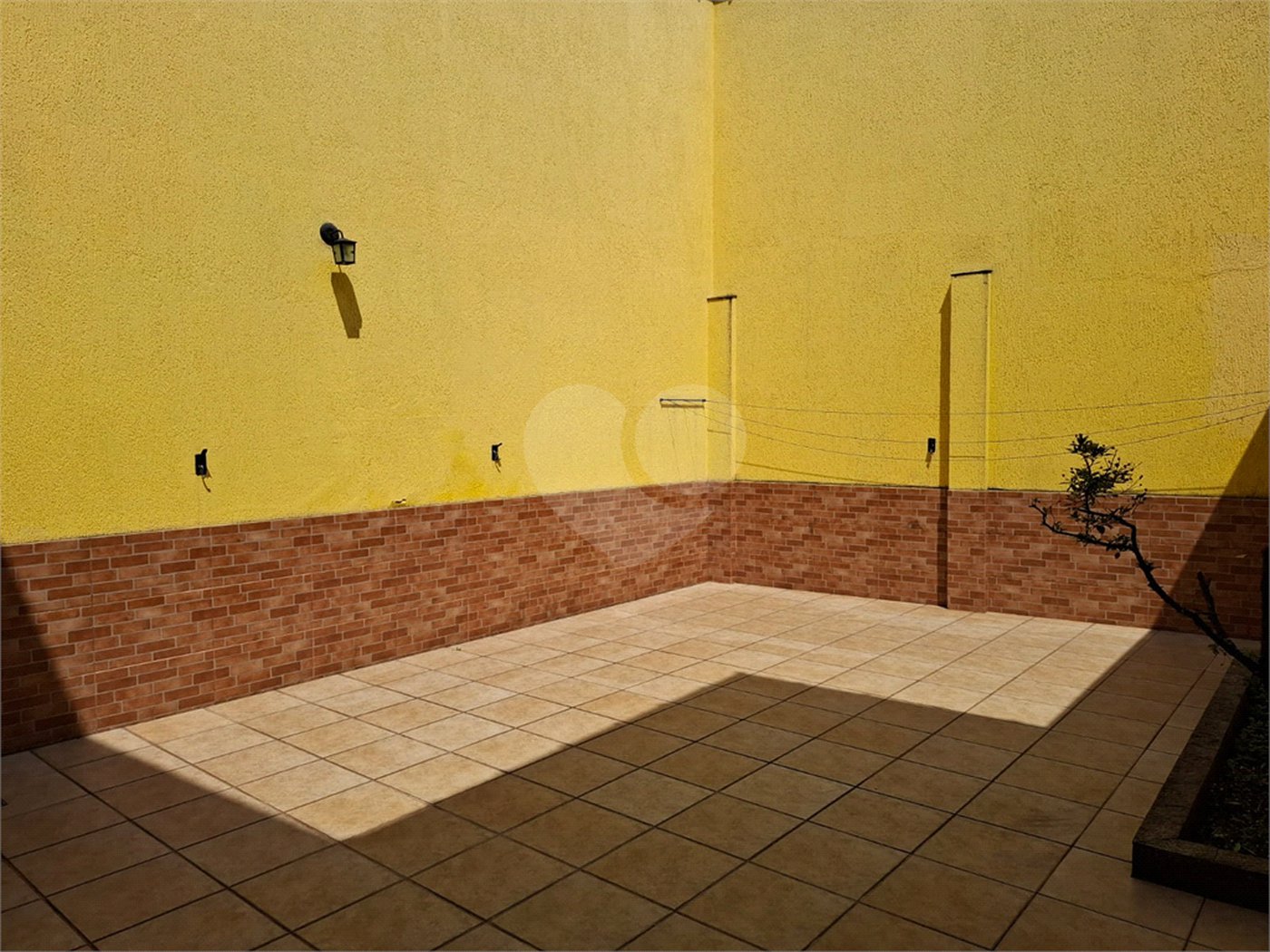 Sobrado à venda com 3 quartos no Brasilândia, São Paulo, SP