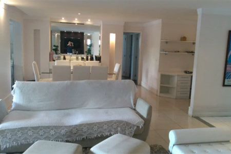 Apartamento à venda com 3 suítes em Jardim Londrina, São Paulo, SP