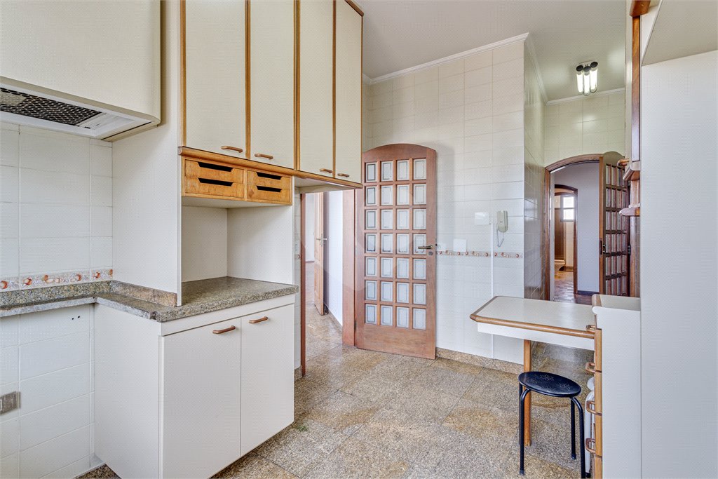 Apartamento à venda com 2 quartos, sendo 1 suíte, em Campo Belo, São Paulo, SP