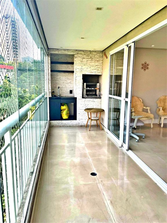 Apartamento à venda com 3 suítes em Jardim Ampliação, São Paulo, SP