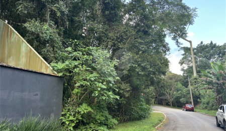 Terreno à venda no condomínio Alpes da Cantareira, Mairiporã - SP