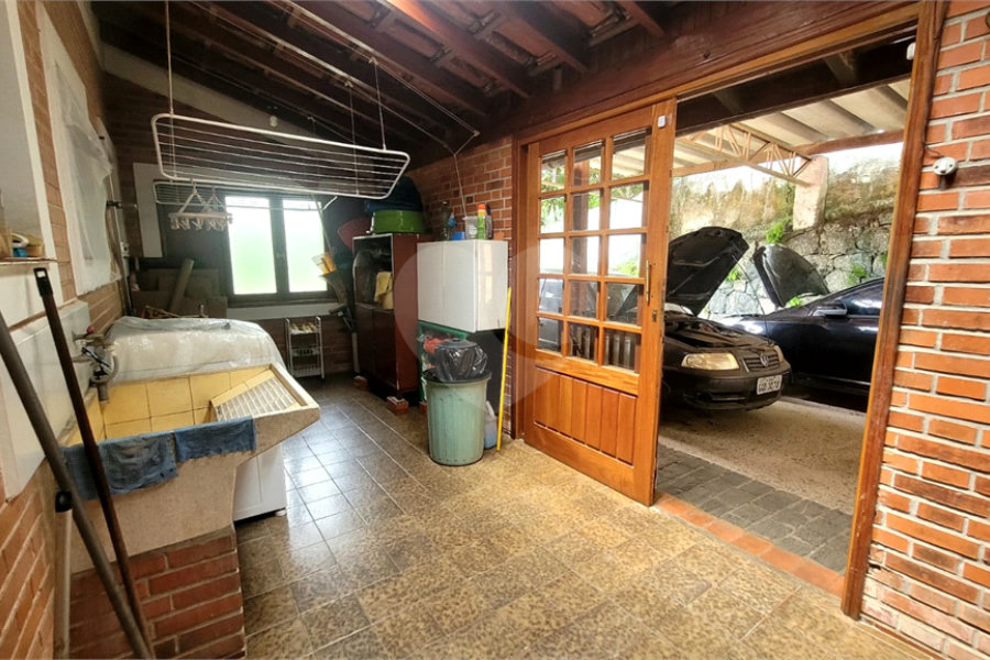 Casa Térrea à venda com 4 quartos, sendo 1 suíte, em Serra da Cantareira, Mairiporã, SP