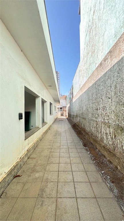 Casa para alugar com 5 quartos, sendo 2 suítes, no Centro, Suzano, SP