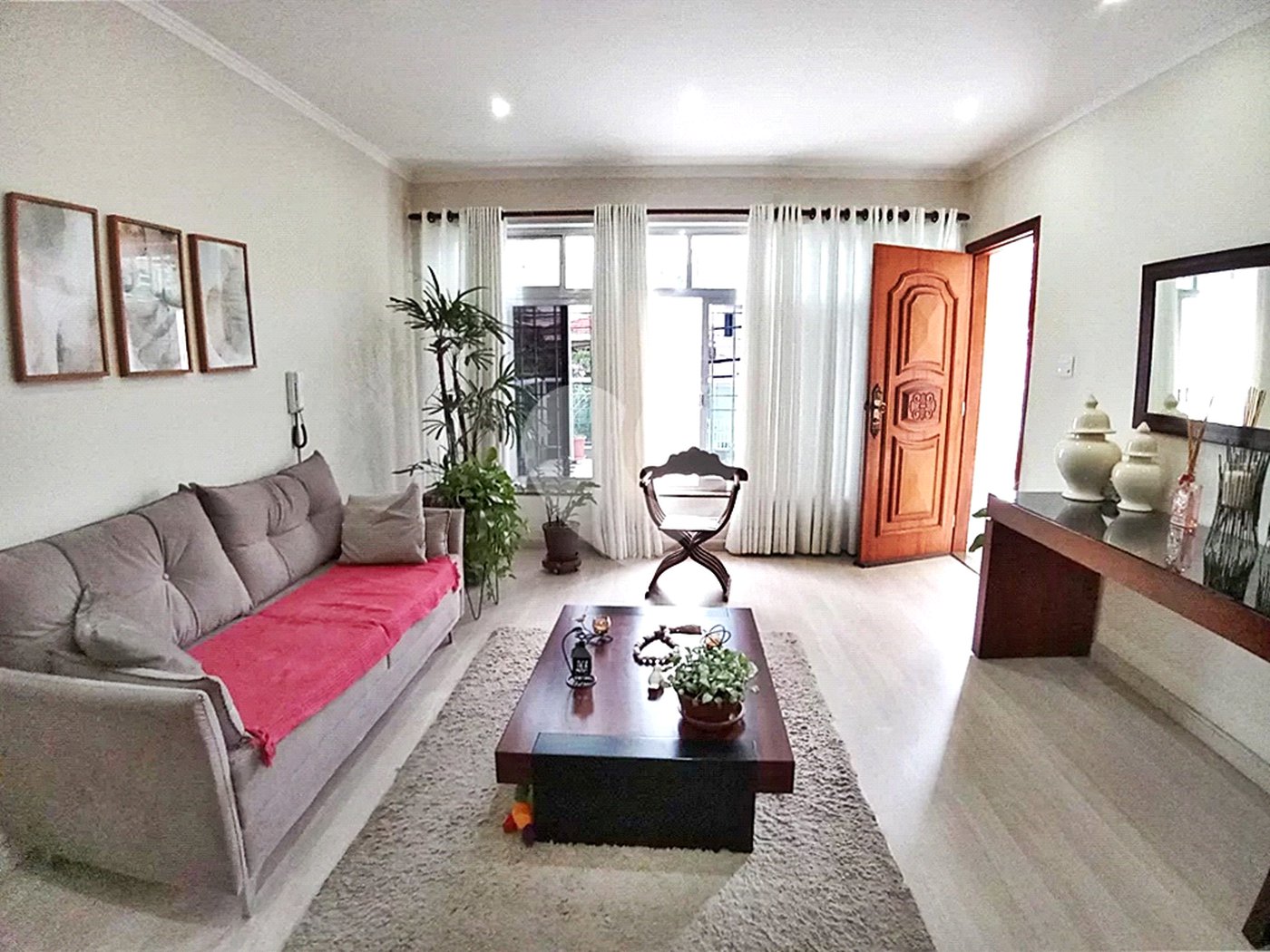 Sobrado à venda com 13 quartos, sendo 1 suíte,  em Jardim São Paulo(zona Norte), São Paulo, SP