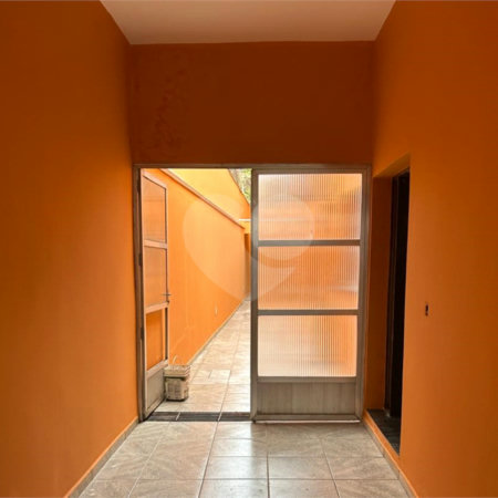 Sobrado para alugar com 2 quartos em Vila Anastácio, São Paulo, SP