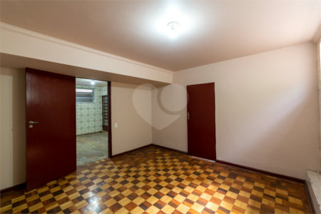 Casa à venda com 4 quartos, sendo 2 suítes, em Perdizes, São Paulo, SP