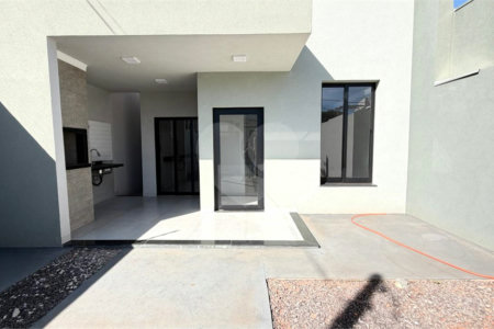 Casa à venda com 3 quartos, sendo 1 suíte, em Ipê, Três Lagoas, MS