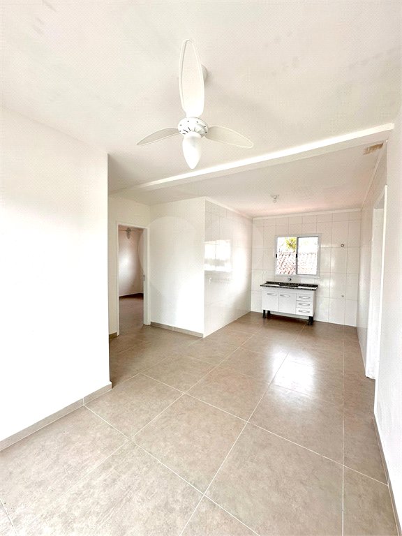 Apartamento à venda ou para alugar com 2 quartos, sendo 1 suíte, em Vista Linda, Bertioga, SP