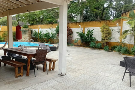 Casa à venda com 4 quartos, sendo 2 suítes, no condomínio Canamari, São Paulo - SP