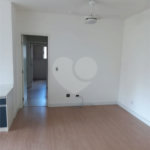 Apartamento à venda com 3 quartos, sendo 1 suíte,  em Vila Olímpia, São Paulo, SP