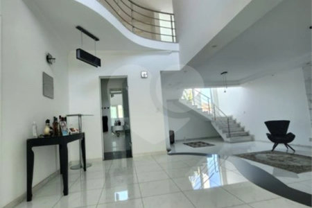 Casa à venda com 3 suítes no condomínio Villagio Di Verona, Vinhedo - SP