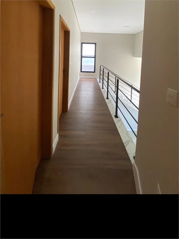 Casa à venda com 3 suítes no condomínio Parque das Camélias, Jundiaí - SP