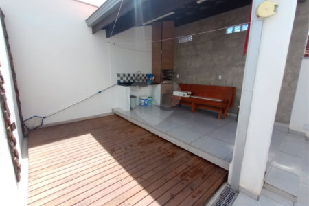 Sobrado à venda com 2 quartos, sendo 1 suíte, em Vila Vendramini, Itapetininga, SP