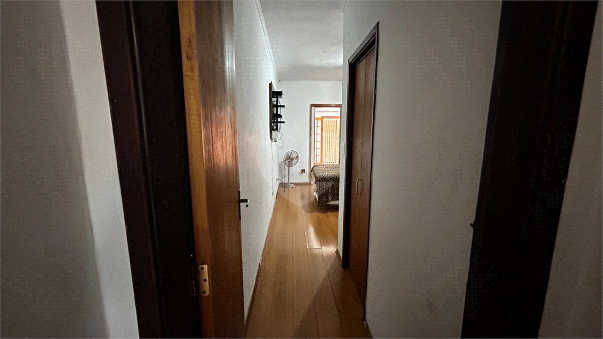 Sobrado à venda com 3 quartos, sendo 2 suítes, em Cidade São Francisco, São Paulo, SP