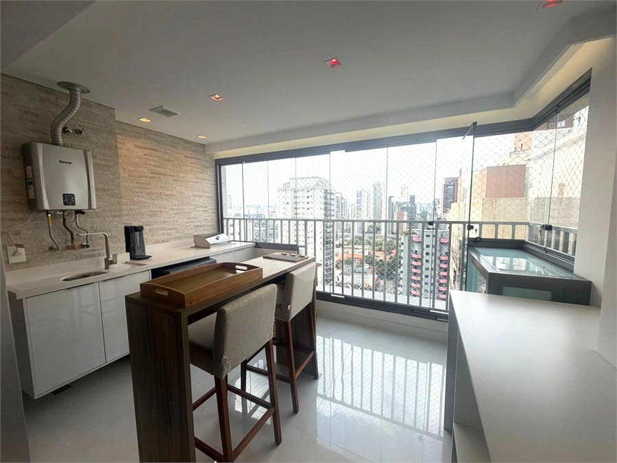Apartamento à venda com 2 quartos, sendo 1 suíte, em Brooklin Paulista, São Paulo, SP