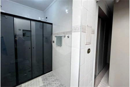 Casa à venda com 3 quartos, sendo 1 suíte, em Vila Boaçava, São Paulo, SP