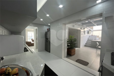 Apartamento à venda com 2 suítes em Barra Funda, São Paulo, SP