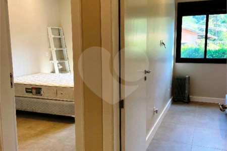 Casa à venda ou para alugar com 3 suítes em Tanque, Atibaia, SP