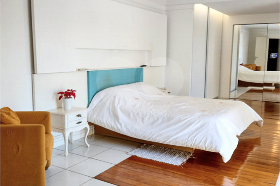 Sobrado à venda com 3 quartos, sendo 1 suíte,  em Jardim São Paulo(zona Norte), São Paulo, SP