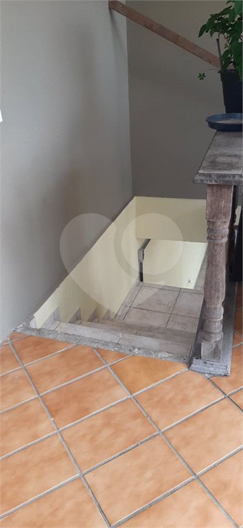 Sobrado à venda com 8 quartos em Jardim São Luís, São Paulo, SP