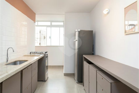 Apartamento à venda com 4 quartos, sendo 2 suítes, em Pinheiros, São Paulo, SP