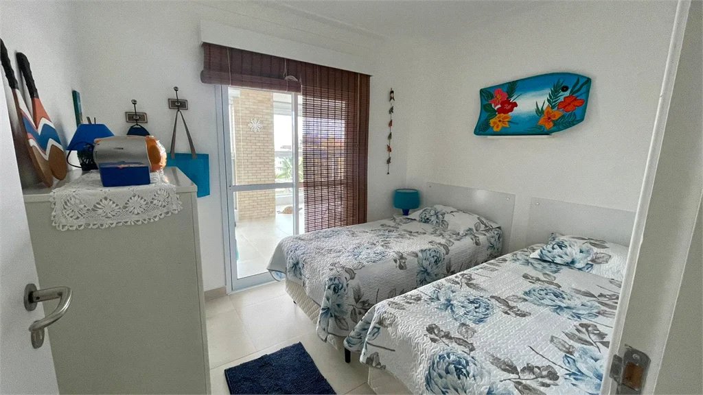 Apartamento à venda com 3 quartos, sendo 1 suíte, em Jardim Belmar, Guarujá, SP