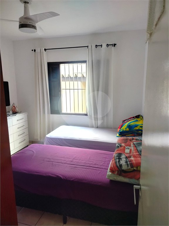 Sobrado à venda com 2 quartos em Jardim Santa Rosa, Taboão da Serra, SP