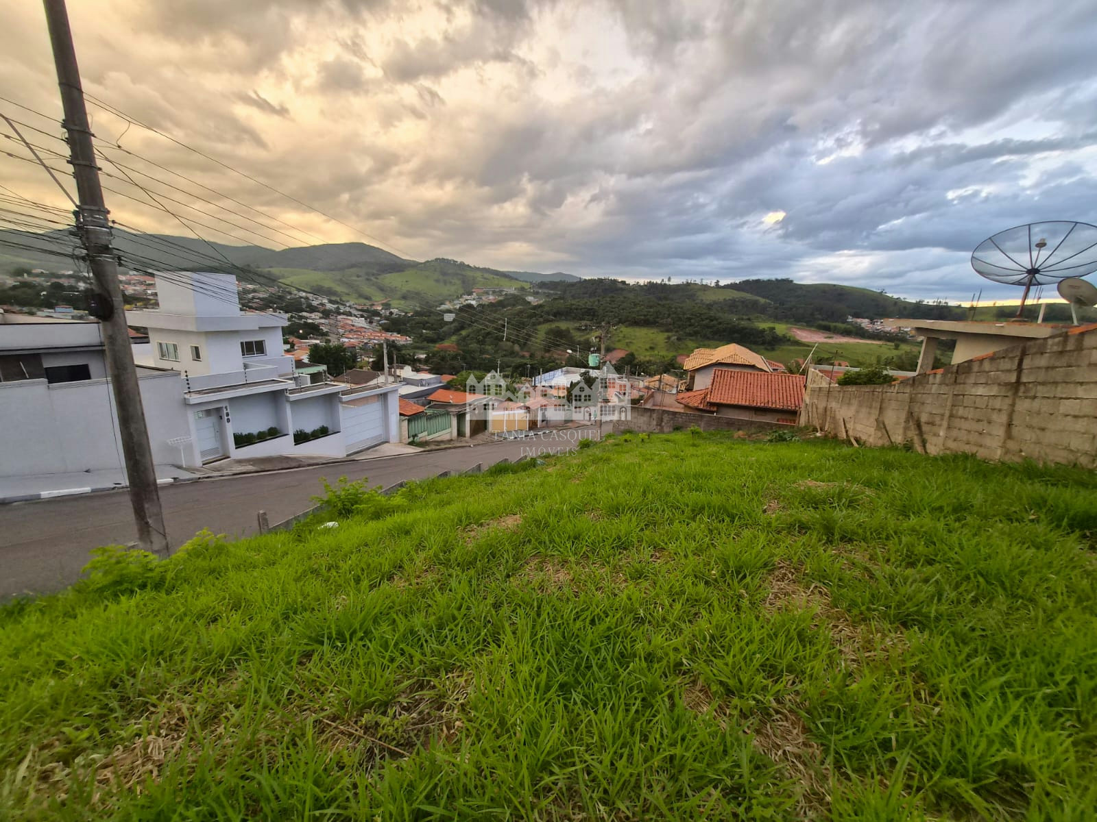 Terreno, 298 m² - Foto 1