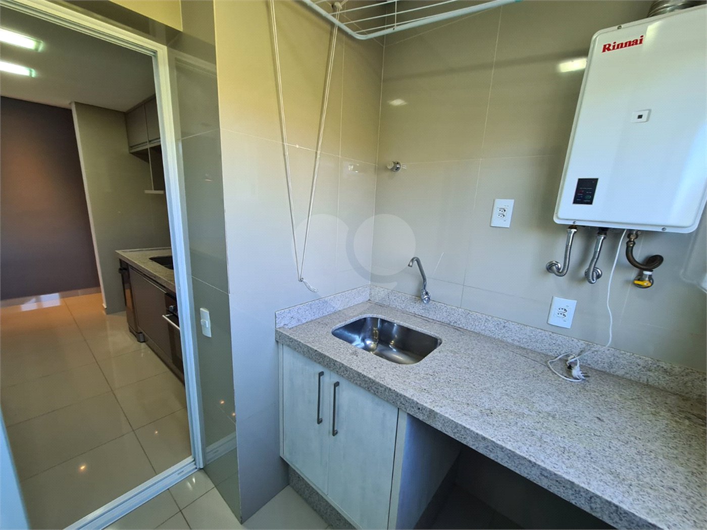 Apartamento à venda com 3 quartos, sendo 1 suíte, em Pinheirinho, Vinhedo, SP