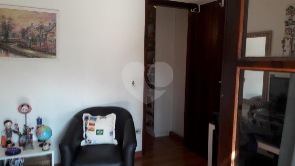 Sobrado à venda com 2 quartos, sendo 1 suíte,  em Vila Paulicéia, São Paulo, SP