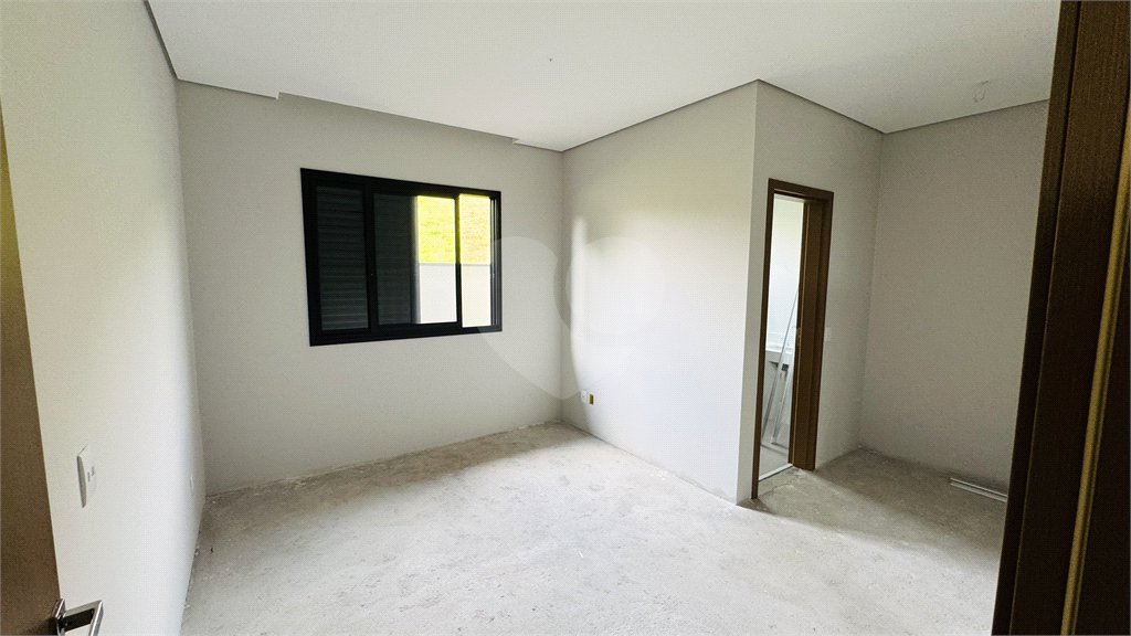 Casa à venda com 3 suítes no condomínio Santa Isabel I, Louveira - SP