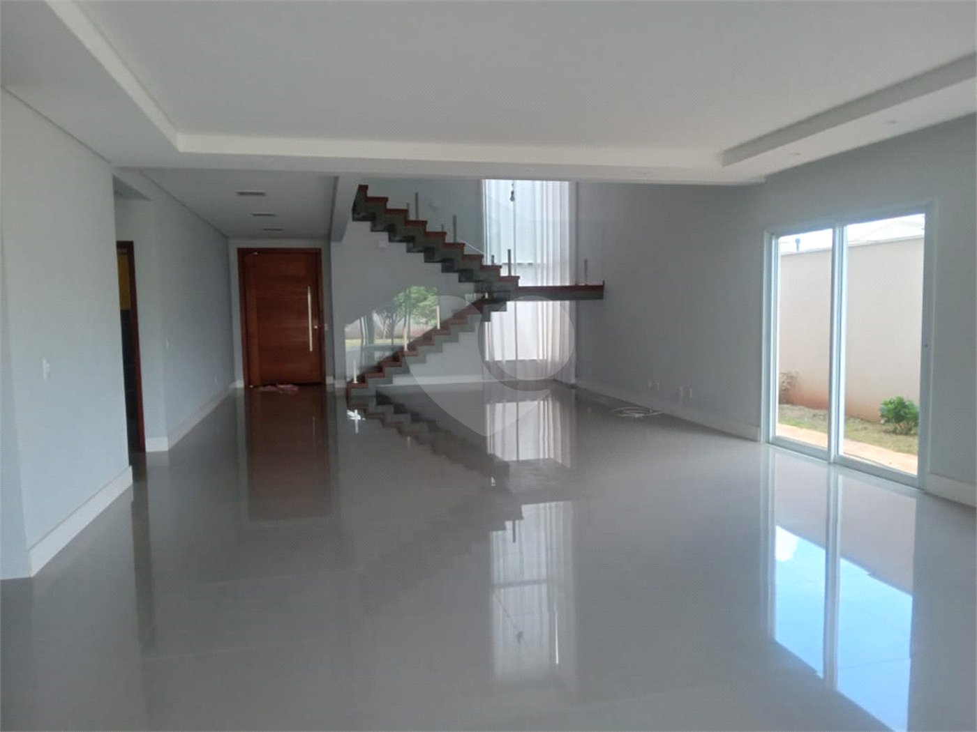 Casa à venda com 4 quartos, sendo 3 suítes,  no condomínio Residencial Montreal, São Carlos - SP