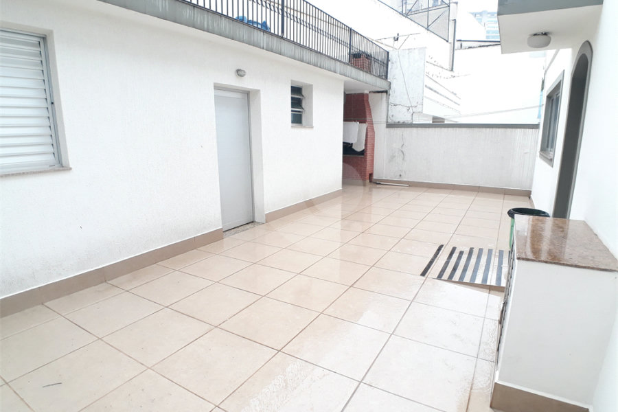 Sobrado à venda com 4 quartos, sendo 2 suítes, em Santana, São Paulo, SP