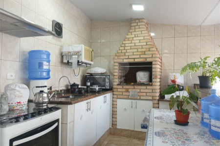 Casa à venda com 3 quartos, sendo 1 suíte,  em Esplanada Mendes Moraes, São Roque, SP