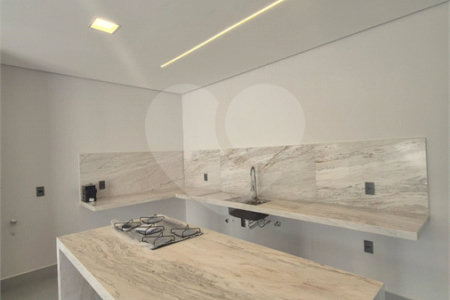 Casa à venda com 3 suítes no condomínio London Park, Indaiatuba - SP