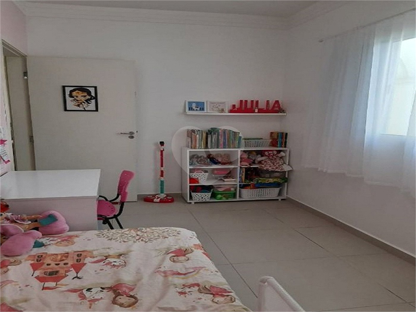 Casa à venda com 3 quartos, sendo 1 suíte, no condomínio Horto Florestal II, Sorocaba - SP