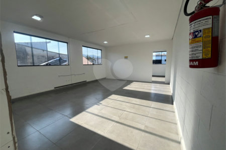 Salão Comercial para alugar em Vila Mogilar, Mogi das Cruzes, SP