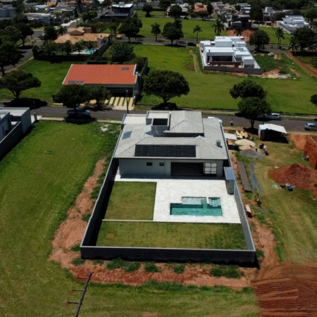 Casa à venda com 4 suítes no condomínio Gramado Park Residencial, Álvares Machado - SP