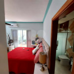 Casa residencial com ponto comercial a venda no Centro