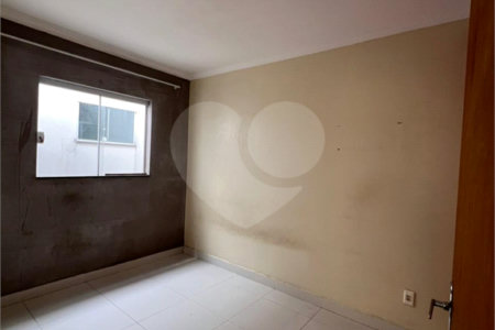 Casa à venda com 3 quartos, sendo 1 suíte, em Jardim dos Colibris, Indaiatuba, SP