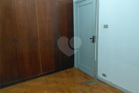Sobrado à venda com 2 quartos em Vila Ipojuca, São Paulo, SP