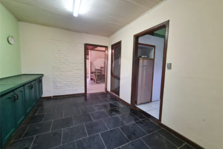 Casa à venda com 3 quartos, sendo 1 suíte, no Centro, Araçoiaba da Serra, SP