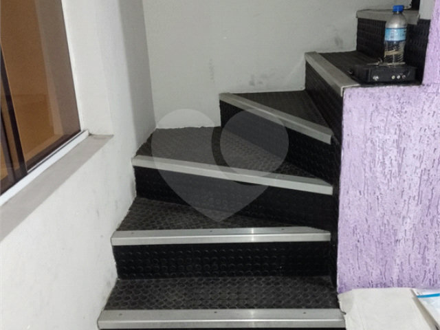 Sobrado à venda com 3 quartos, sendo 1 suíte,  em Vila Guilherme, São Paulo, SP