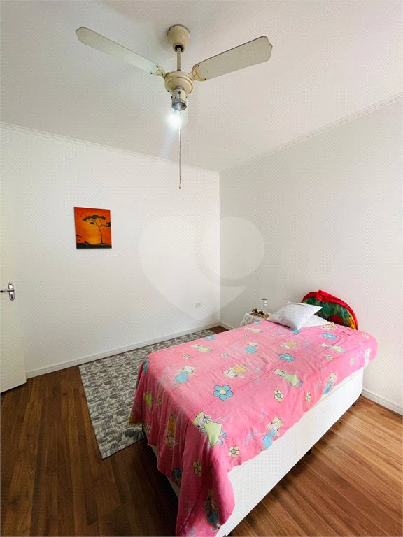 Casa à venda com 4 quartos, sendo 1 suíte,  em Jardim Stella, Santo André, SP