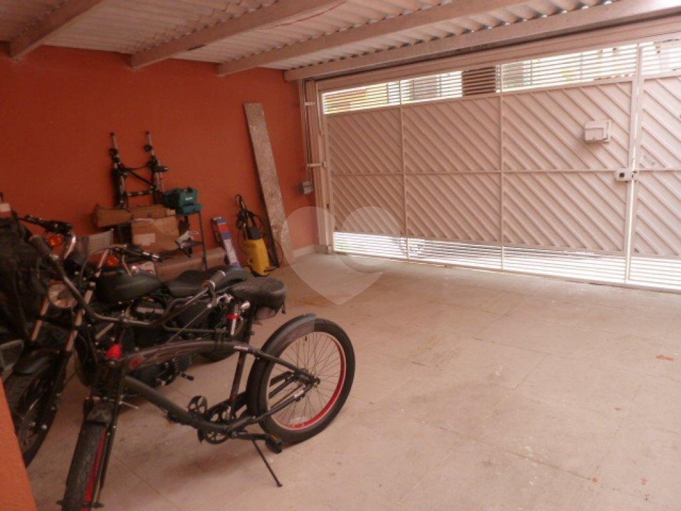 Sobrado à venda com 3 quartos, sendo 1 suíte,  em Paraíso do Morumbi, São Paulo, SP