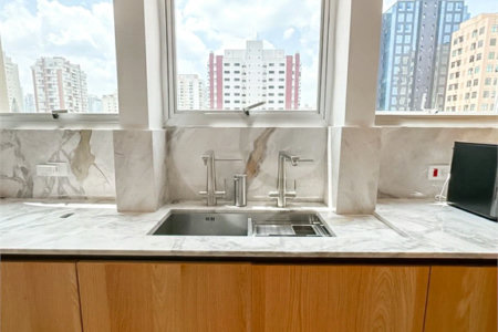 Apartamento à venda com 4 suítes em Vila Cordeiro, São Paulo, SP