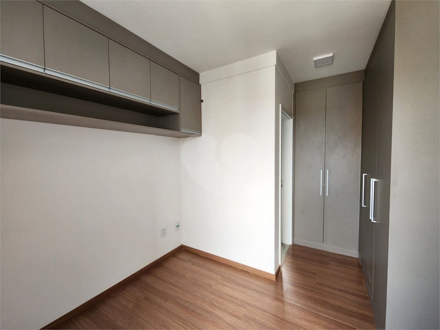 Apartamento à venda com 2 quartos, sendo 1 suíte,  em Jardim Piratininga, Sorocaba, SP